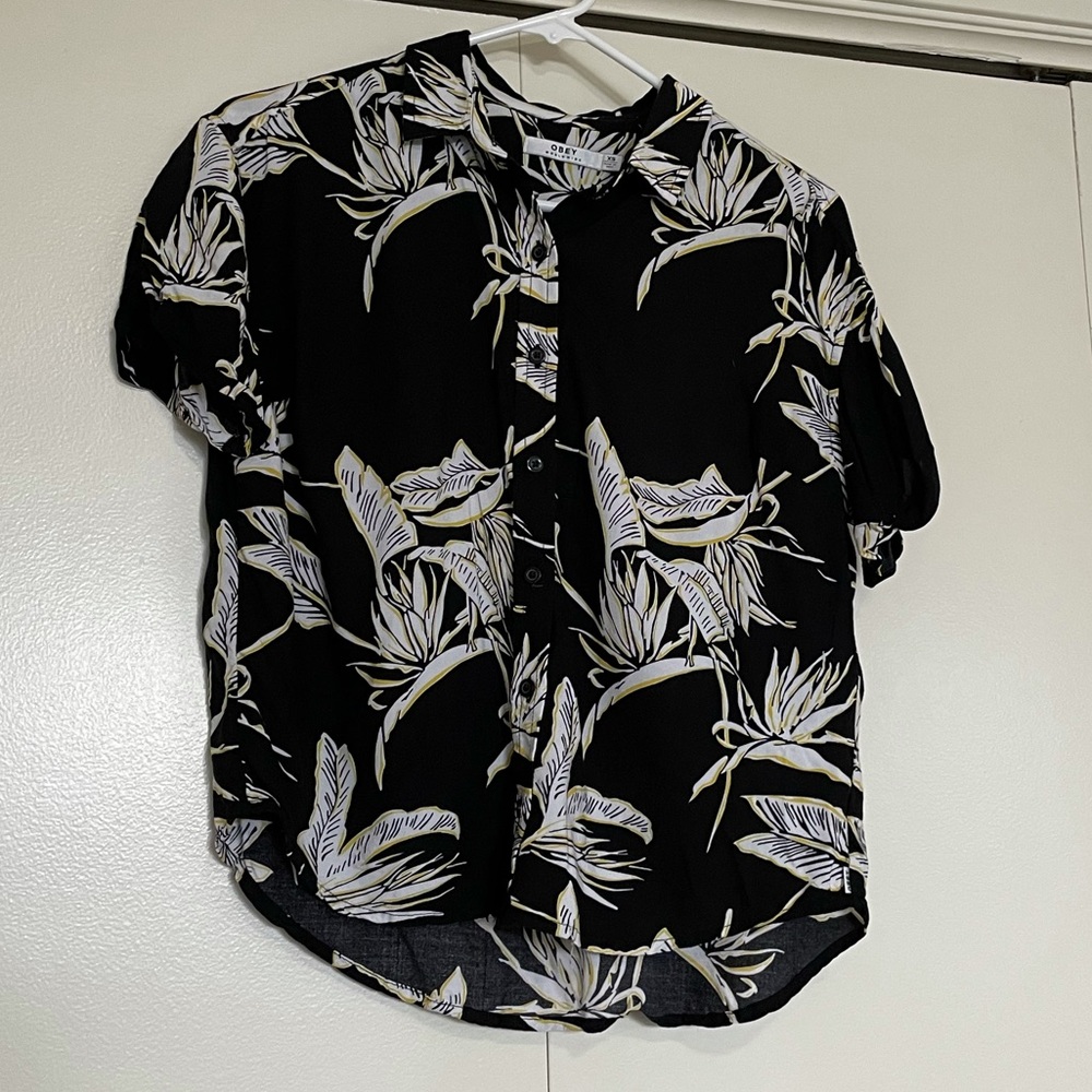 Obey Women Hawaiian Shirt XS Cute Swimsuit Coverup